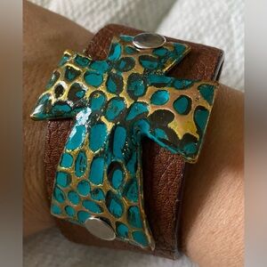 Brown leather cross bracelet